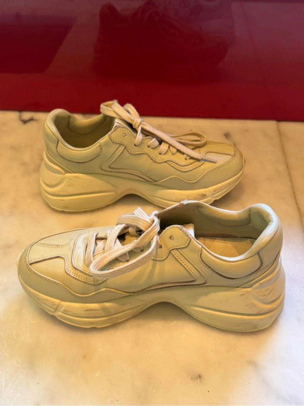 Vintage Sample Gucci Rhyton Cream Leather Tennis Shoes with Crossed Racket Logo